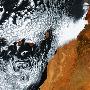 六月精彩太空照：加纳利怪异云层构成魔鬼面孔