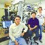 美华裔科学家研发出全球首个纳米光驱动马达