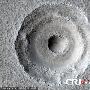 美国宇航局抓拍到火星上奇特“公牛眼”(图)