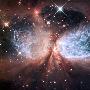 哈勃望远镜圣诞问候：观测到“雪天使”星云