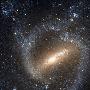 哈勃拍摄到银河系“双胞胎星系”NGC1073