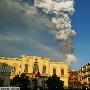 意大利埃特纳火山2012年三次喷发 每月一次