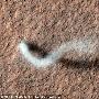火星表面出现壮观尘暴 宛如巨大舞动白蛇(图)