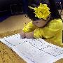 美国无双手七岁华裔女童夺书法赛冠军(图)