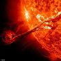 太阳磁场“小周期”扭曲能量形成大风暴