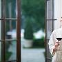 与暗恋对象酒店谈心幸得老公“搅局”