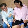 秘鲁妇女长象腿 手术切除94斤肿胀组织(图)