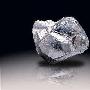 好大的钻石！英国发现重近五百克拉大钻石(图)