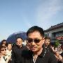 组图：罗京遗体告别仪式举行 濮存昕前来悼念