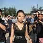 图文：罗京追悼会八宝山举行 主持人管彤素颜出席