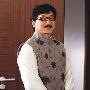 《寻找成龙》举行全球首映礼 成龙粘上小胡子