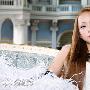 组图：安室奈美惠代言变宫廷名媛 挑战性感入浴