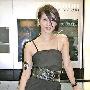 杨采妮性感变身剪长发 不知梁咏琪要婚(图)