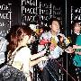 传婚讯后首次亮相遭围攻 黎明闭口不谈爱妻(图)