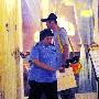 韩红被空军特招入伍 着军装夜会密友遭网友批