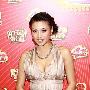 廖碧儿叶翠翠抛胸贺台庆 女艺员首饰总值逾亿元