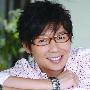 品冠骑车打滑滚下山 右脸骨裂血流如注缝20余针