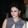 李小冉高调发表爱情宣言 胸襟半开诱人
