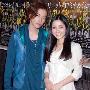 石原里美与男星佐藤健热恋 毫不避讳人前亲吻