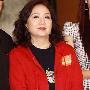 卢宛茵演绎被挟持的人质现场多人围观卢苑茵近况