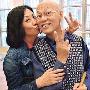 汪明荃与老公家英哥热吻两人感情十分稳定