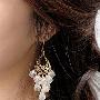波西米亚金色复古花纹流苏耳环 白色