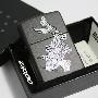 ZIPPO 美国 原装 正品★黑哑漆 白鲤鱼 24713