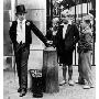 The Age of Illusion: England in the Twenties and Thirties, 1919-1940 (平装)