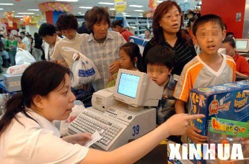 如何看待中国当下的儿童购物狂 - 王朝网络 -