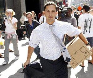 汉音对照 英国电信拟让部分员工休假一年 