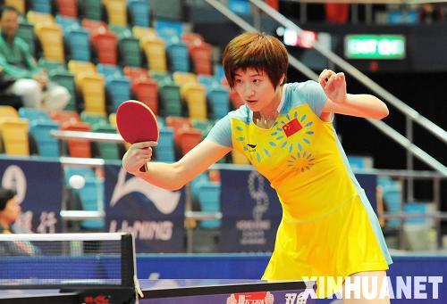 汉音对照 [组图]东亚运:乒乓球女团中国3:0